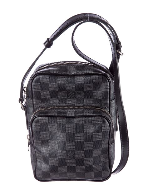 louis vuitton crossbody mens